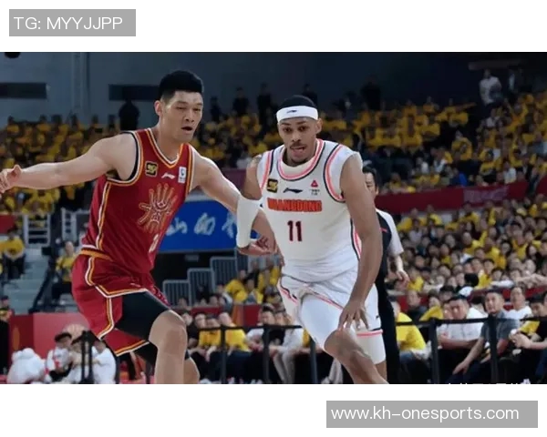 广州篮球队配合引发热议球迷对战术执行和团队默契提出质疑 广州篮球队配合引发热议球迷对战术执行和团队默契提出质疑