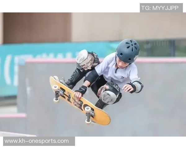 广州滑板队与重庆滑板队赛后复盘分析揭示比赛节奏与策略的关键要素