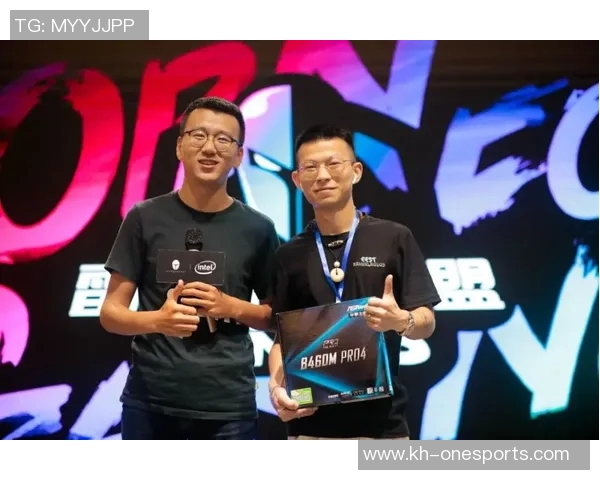 重庆足球队的拼搏之路杯赛特别报道展现奋斗精神与团队力量